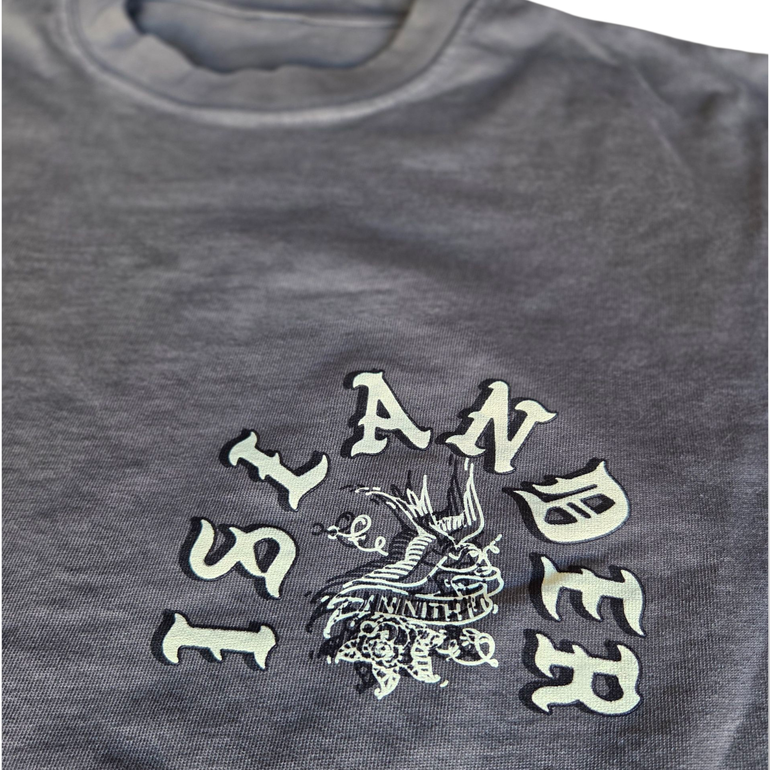 ISLANDER Skull washed charcoal vintage fade in the print