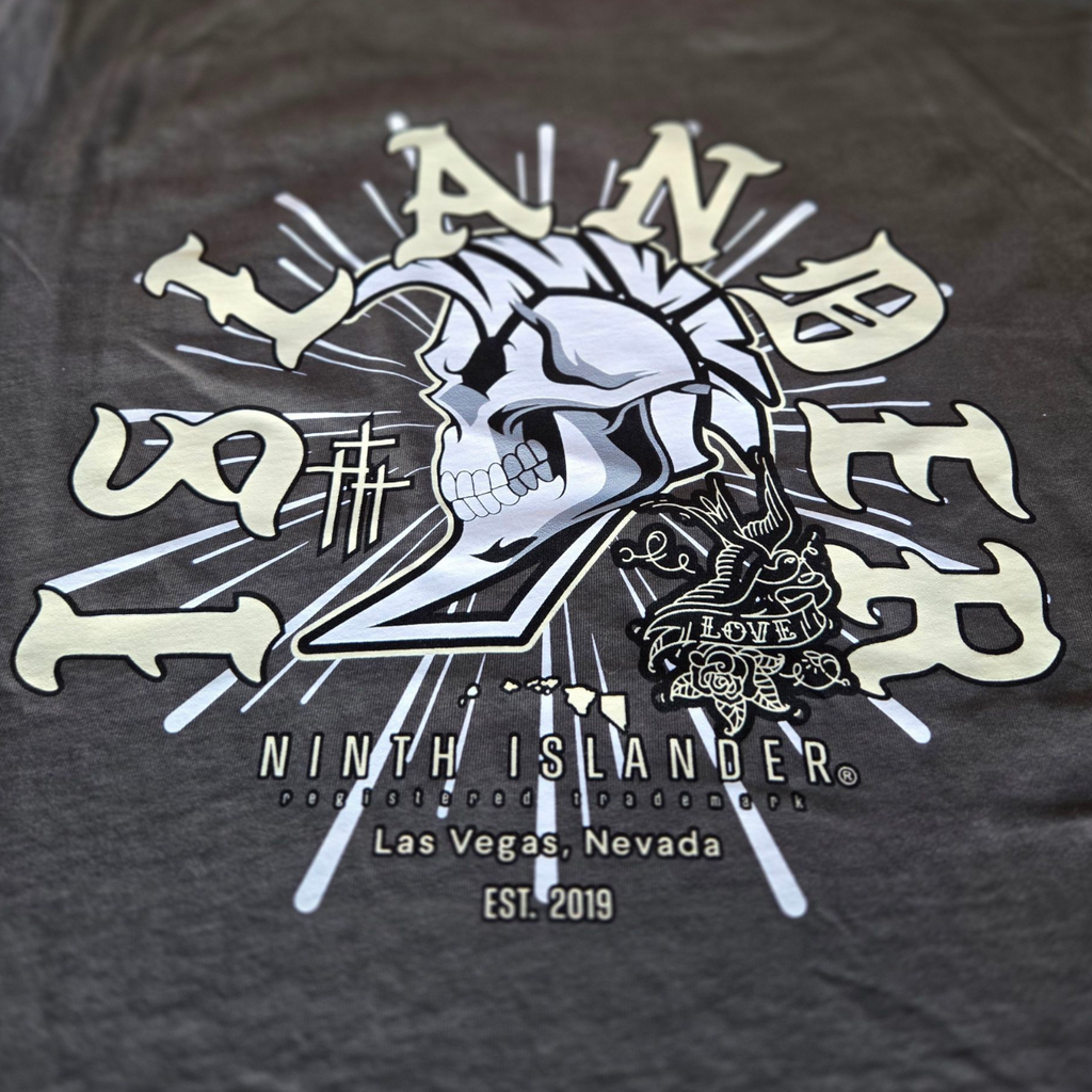 ISLANDER Skull washed charcoal vintage fade in the print