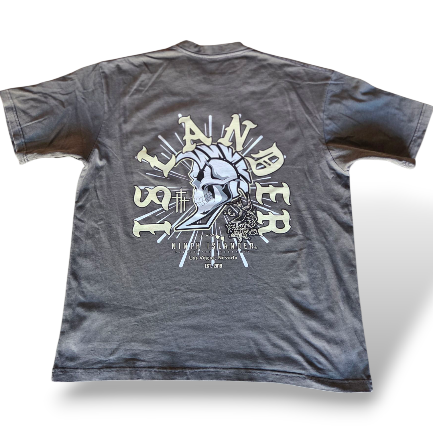 ISLANDER Skull washed charcoal vintage fade in the print